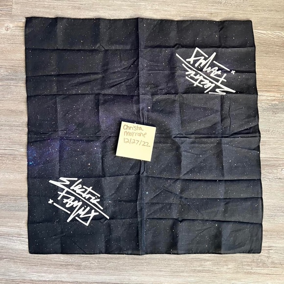 NWT Electric Family Galaxy bandana - Picture 2 of 2